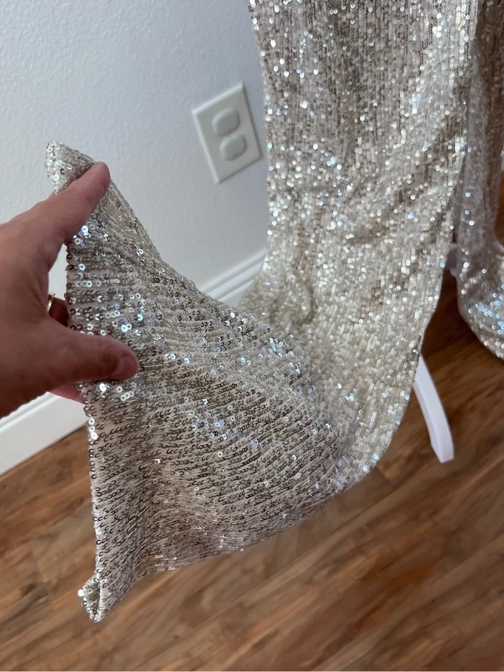 Old Navy Silver Sequin High Rise Flared Pants - Picture 3 of 4